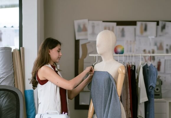 British Fashion Council to Boost UK Fashion Beyond London